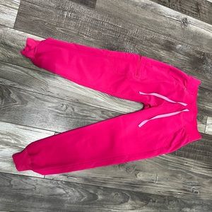 Figs Zamora Jogger Scrubs in Shocking Pink XXS Petite
